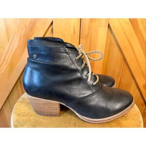 Caterpillar Black Lace-Up Leather Ankle Boots, Women's Size 8